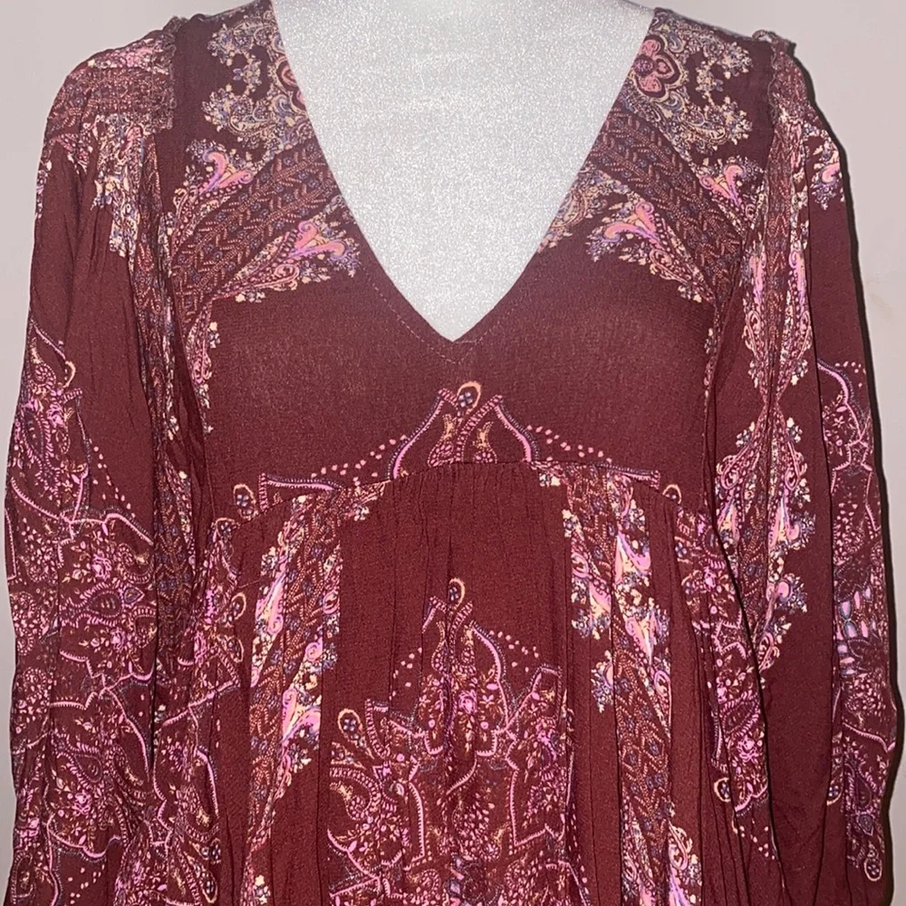 Free People Girl Talk Printed Tunic Top - Pomegranate Combo - Picture 2 of 15
